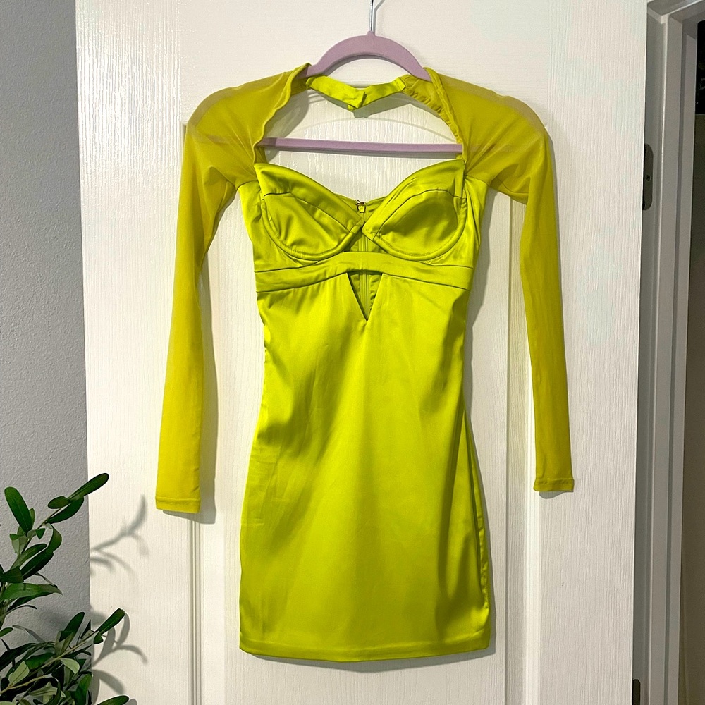 Oh Polly, Size 0, Lime Green, Meshin’ With You Satin Mini Dress - Picture 3 of 6